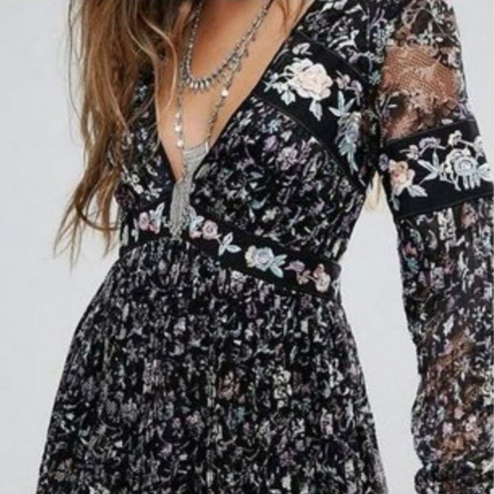 Free People Long Sleeve V Neck Mini Dress 10